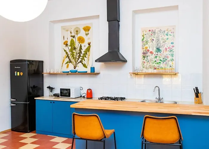 Charming 2Br Near Rooms Hotel - By Wehost
