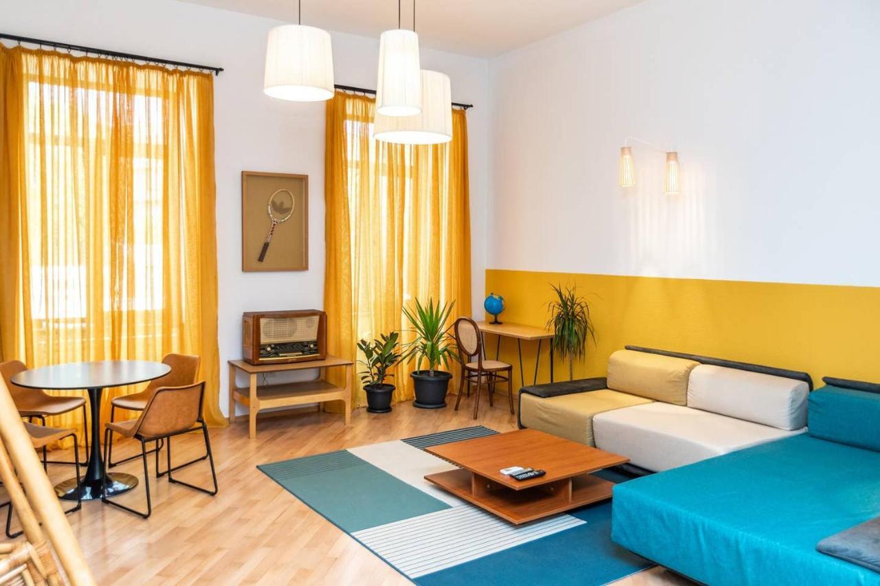 Charming 2Br Near Rooms Hotel - By Wehost * Tbilisi