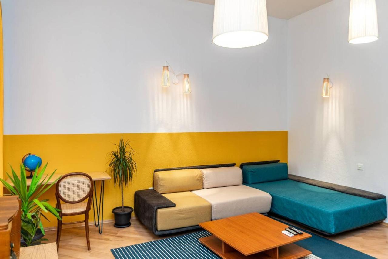Charming 2Br Near Rooms Hotel - By Wehost Tbilisi