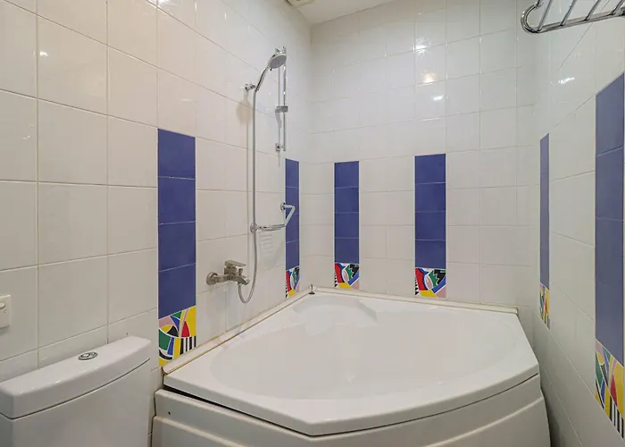 Апартаменты Wehost Near RoomShotel