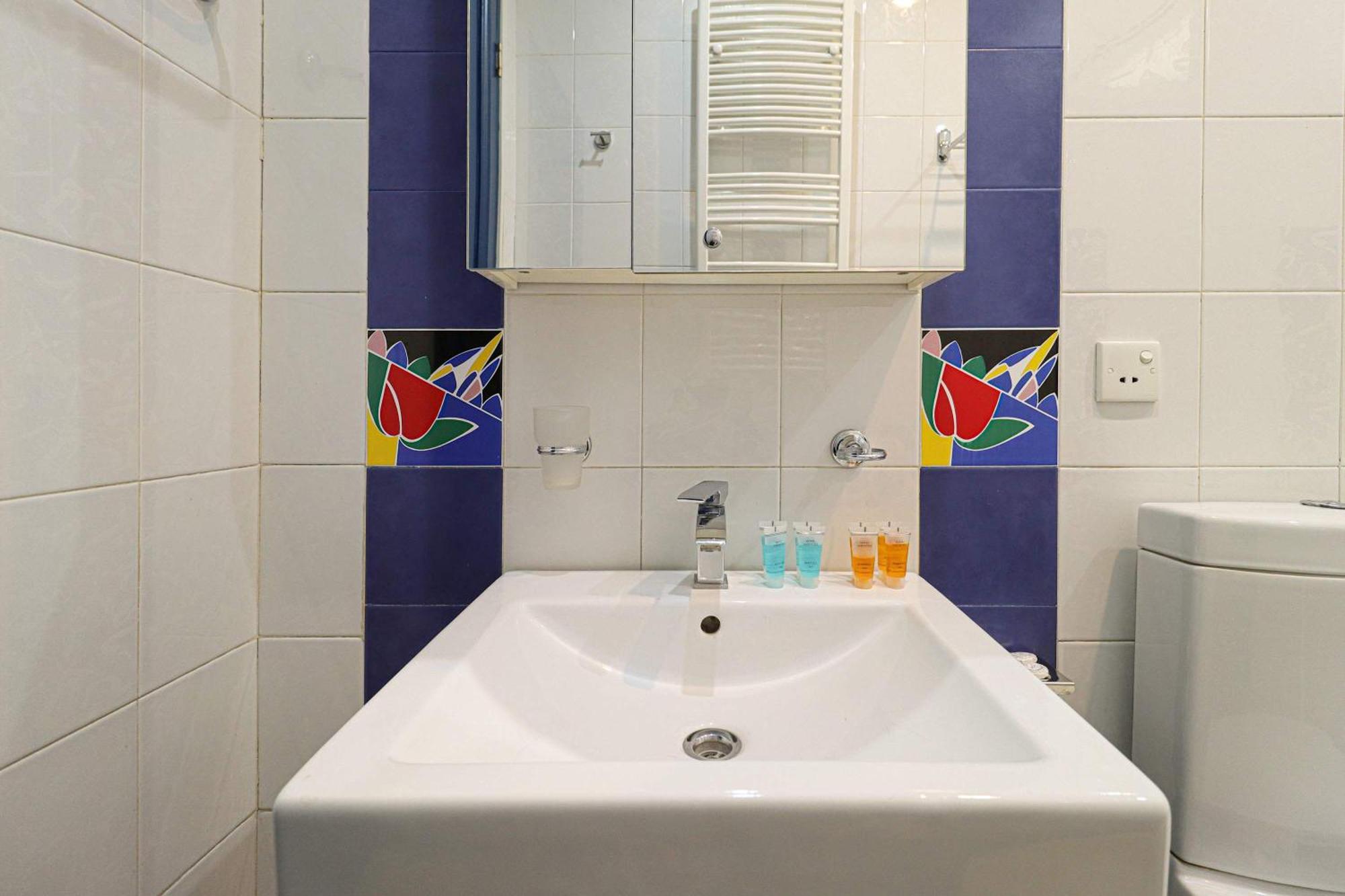 Апартаменты Апартаменты Wehost Near RoomShotel Тбилиси