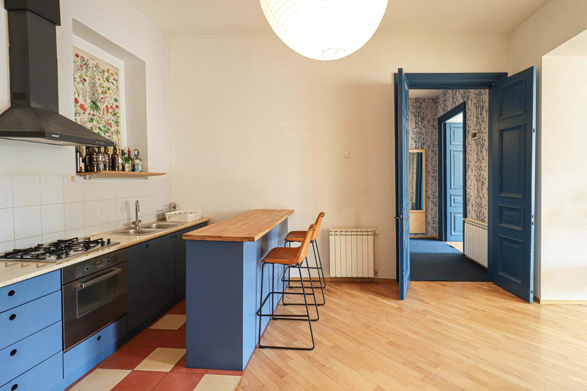 Апартаменты Апартаменты Wehost Near RoomShotel